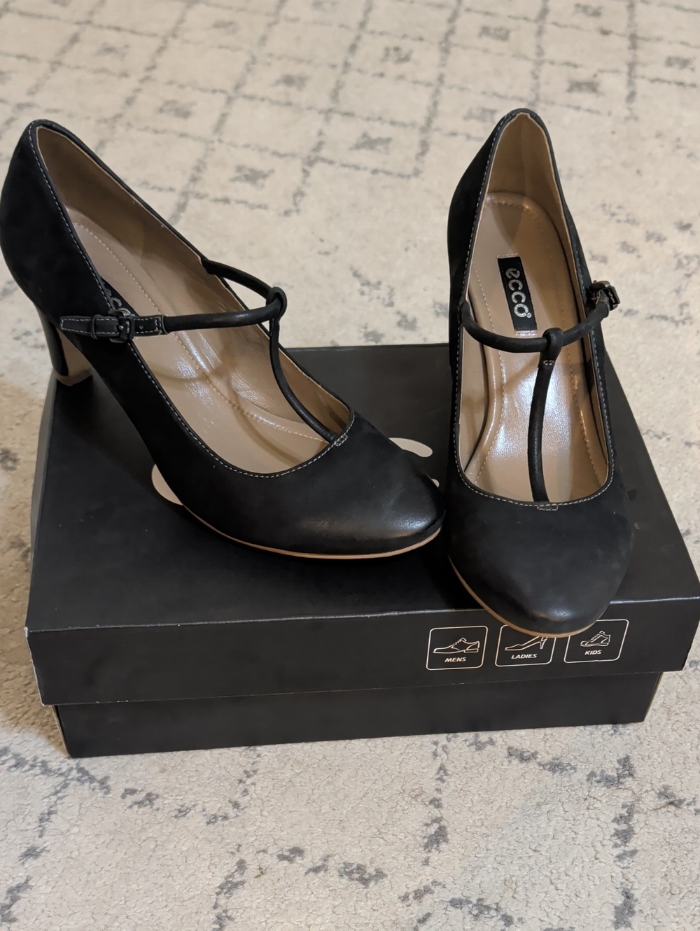 Classic Black Suede/Leather Heels -Vintage Inspired -Worn Once- Size 40 (9-9.5)
